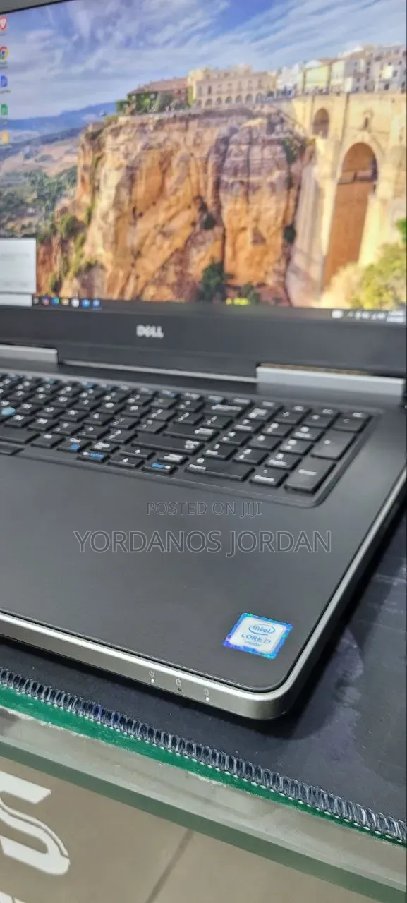 New Laptop Dell Precision 7720 64GB Intel Core i7 SSHD (Hybrid) 1.5T