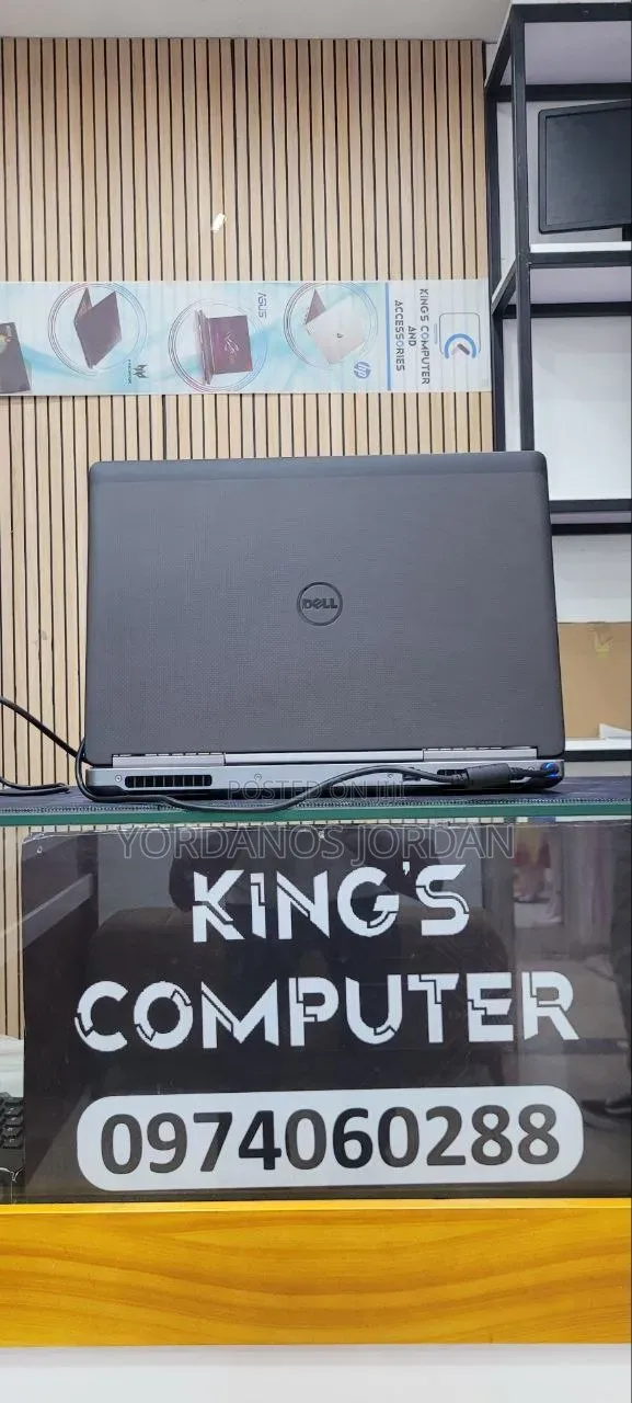 New Laptop Dell Precision 7720 64GB Intel Core i7 SSHD (Hybrid) 1.5T
