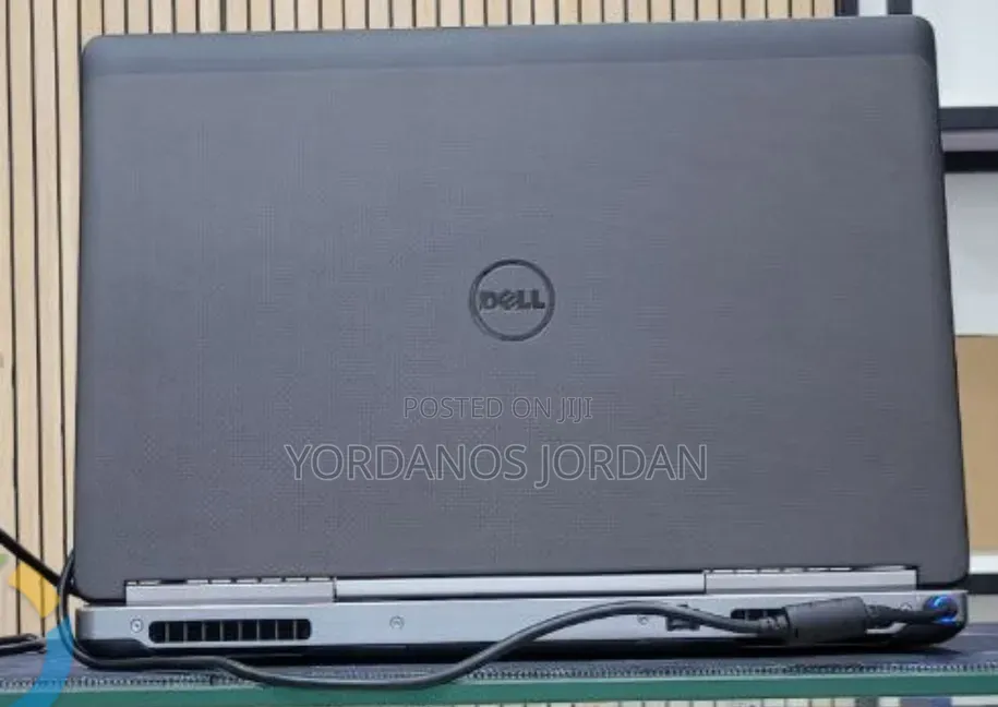 New Laptop Dell Precision 7720 64GB Intel Core i7 SSHD (Hybrid) 1.5T