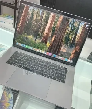 New Laptop Apple MacBook Pro 2019 32GB Intel Core i9 SSD 512GB