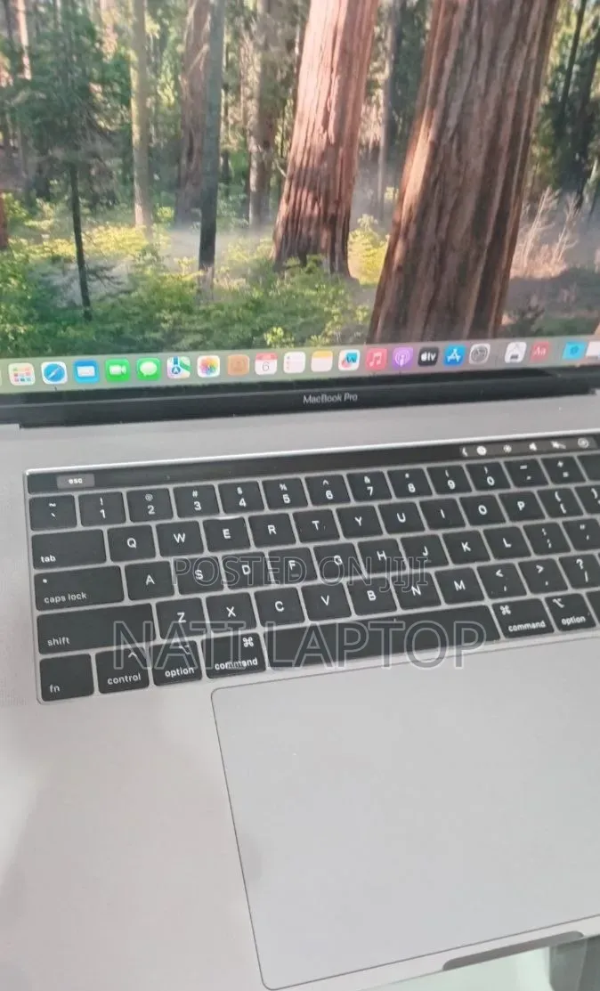 New Laptop Apple MacBook Pro 2019 32GB Intel Core i9 SSD 512GB