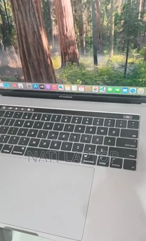 New Laptop Apple MacBook Pro 2019 32GB Intel Core i9 SSD 512GB