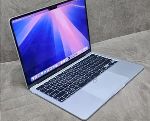 New Laptop Apple MacBook Air 2025 M4 16GB Apple M4 SSD 256GB