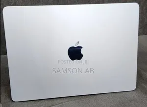 New Laptop Apple MacBook Air 2025 M4 16GB Apple M4 SSD 256GB
