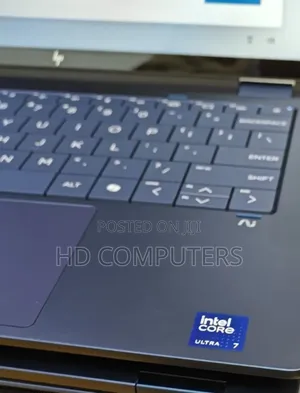 New Laptop HP OmniBook Ultra Flip 14" 16GB Intel Core Ultra 7 SSD 1T