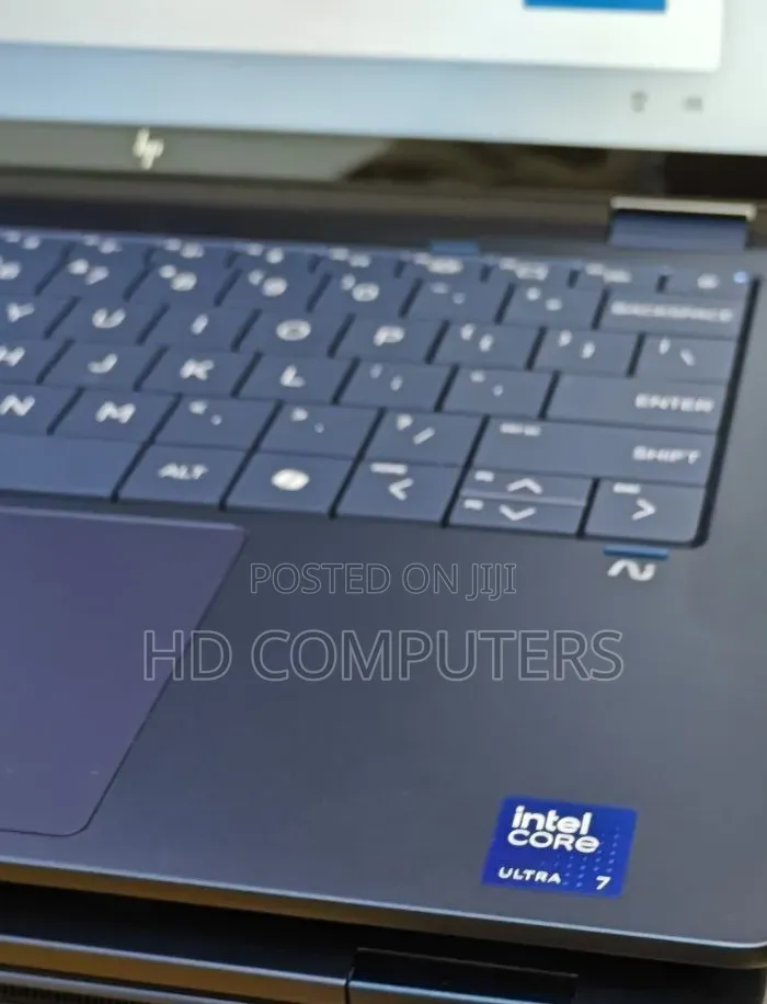 New Laptop HP OmniBook Ultra Flip 14" 16GB Intel Core Ultra 7 SSD 1T