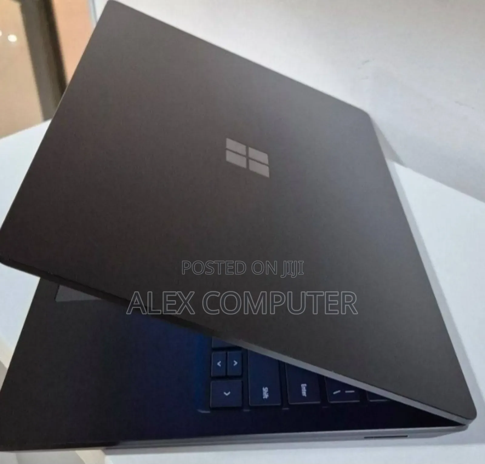 New Laptop Microsoft Surface Laptop 5 16GB Intel Core i7 SSD 512GB