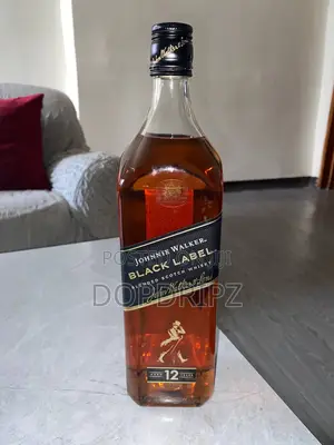 Original Johnnie Walker Black Label 12 Years Scotch Whisky 1 Liter