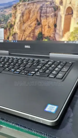 New Laptop HP ZBook Firefly 14 G7 16GB Intel Core i7 SSD 512GB
