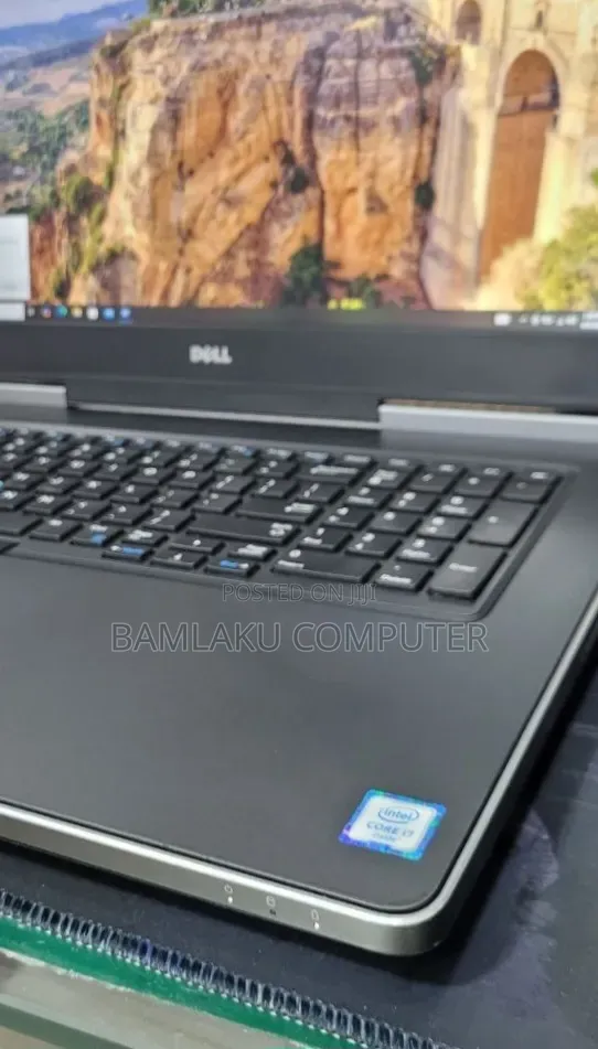 New Laptop HP ZBook Firefly 14 G7 16GB Intel Core i7 SSD 512GB