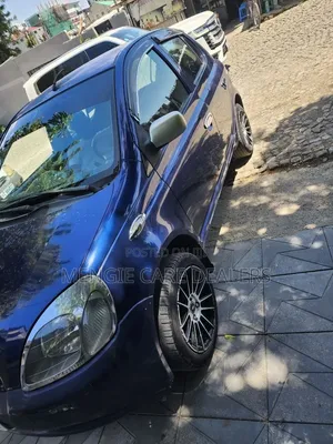 Toyota Vitz 2001 Blue