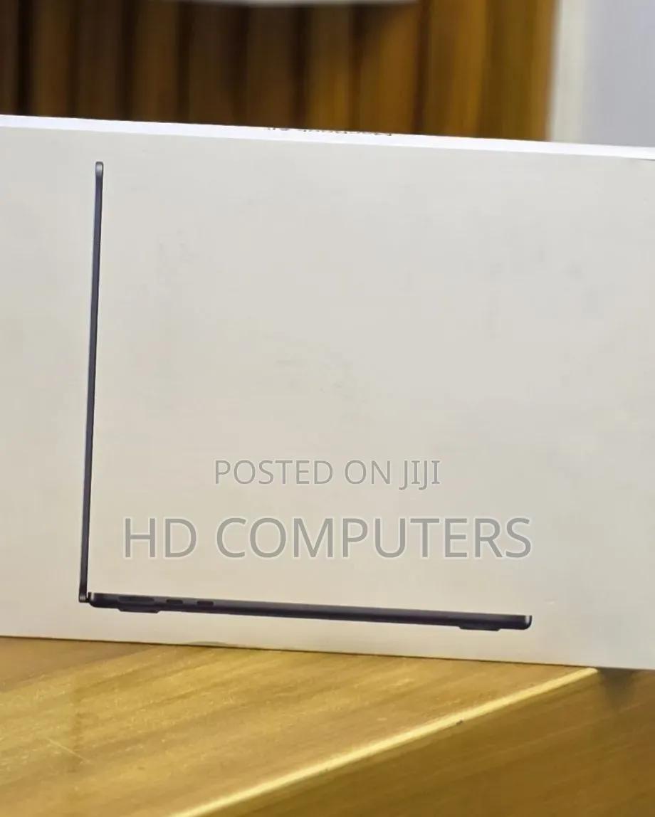 New Laptop Apple MacBook Air 2026 M5 16GB Apple M5 SSD 512GB