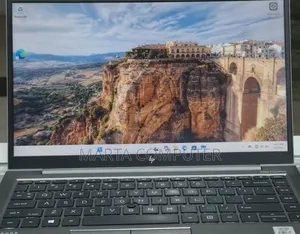 New Laptop HP ZBook Firefly 14 G7 16GB Intel Core i7 SSD 512GB