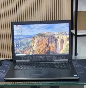 New Laptop Dell Precision 7720 64GB Intel Core i7 SSD 512GB