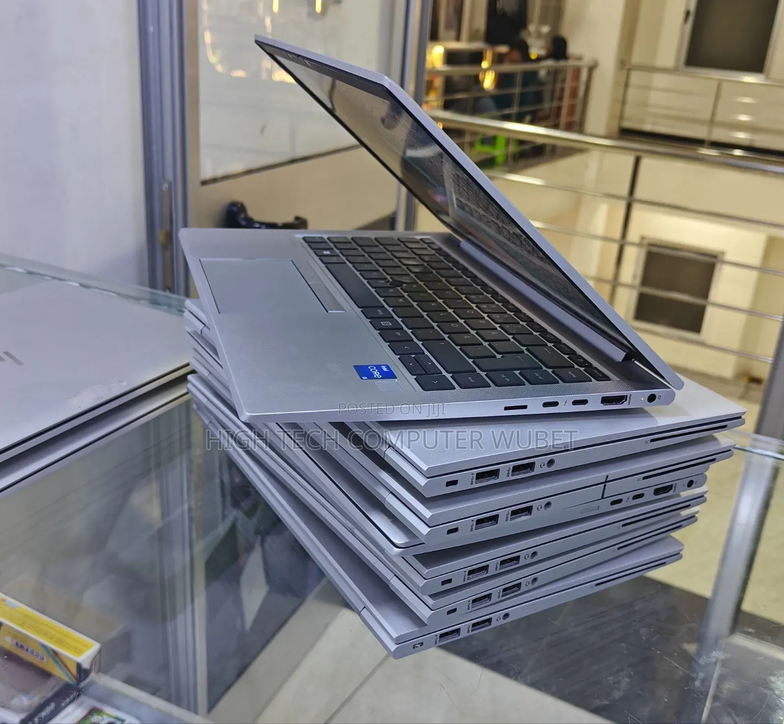 New Laptop HP EliteBook 830 G8 16GB Intel Core i5 SSD 512GB