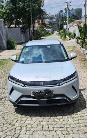 BYD Yuan Up 2025 Beige