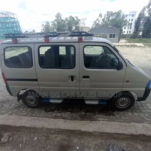 Suzuki Eeco 2024 Silver