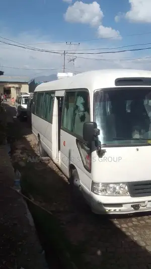 Toyota Coaster 2009 White