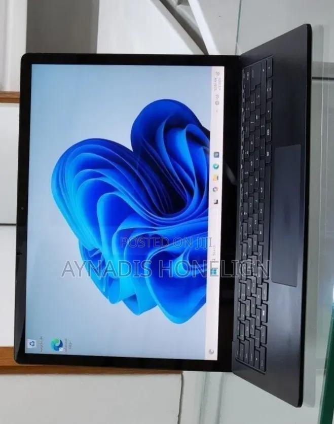 New Laptop Microsoft Surface Laptop 4 16GB Intel Core i7 SSD 512GB