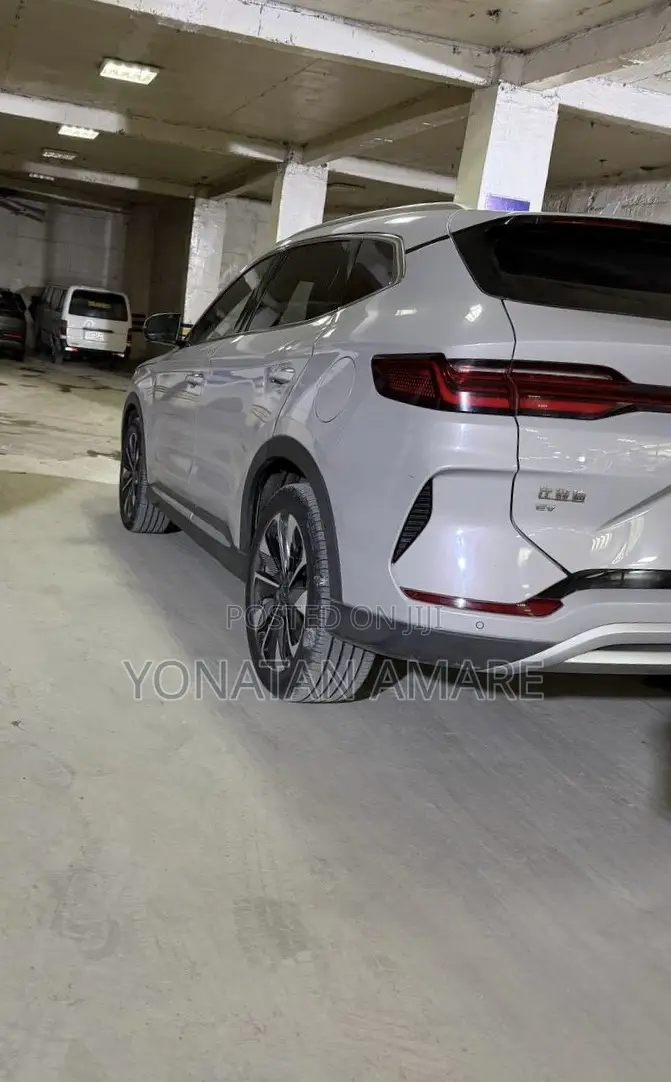 BYD Song Plus 2025 White