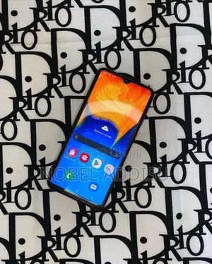 Samsung Galaxy A20 32 GB Red