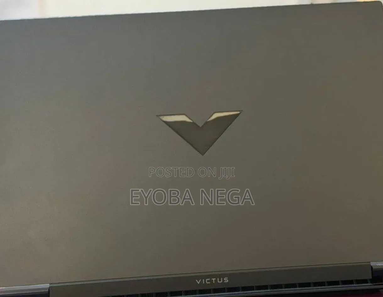 New Laptop HP Victus 16 16GB AMD Ryzen 7 SSD 512GB