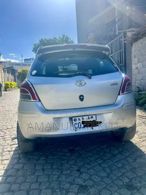Toyota Yaris 2009 Gray