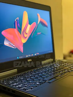 Laptop Dell Precision 7520 16GB Intel Core i7 SSD 512GB