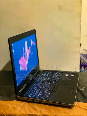 Laptop Dell Precision 7520 16GB Intel Core i7 SSD 512GB