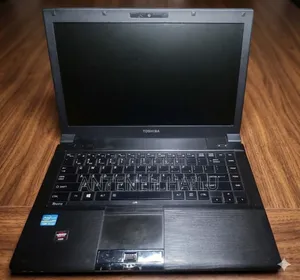 Laptop Toshiba Tecra R940 4GB Intel Pentium HDD+SSD 500GB