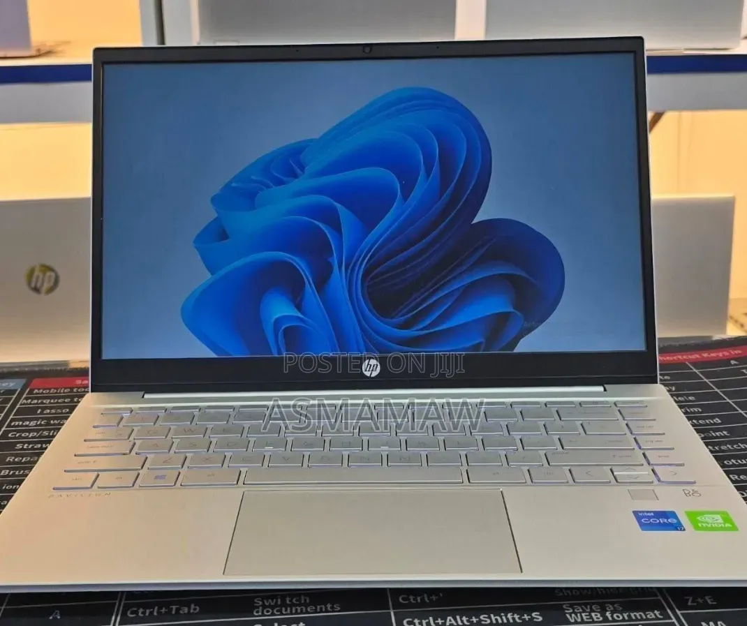 New Laptop HP Pavilion 15 16GB Intel Core i7 SSD 512GB