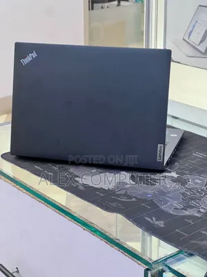 New Laptop Lenovo ThinkPad T14s G4 32GB Intel Core i7 SSD 512GB