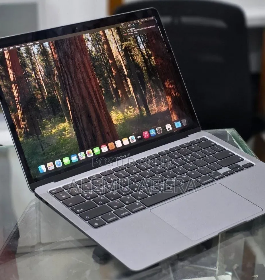 New Laptop Apple MacBook Air 2020 M1 8GB Apple M1 SSD 256GB
