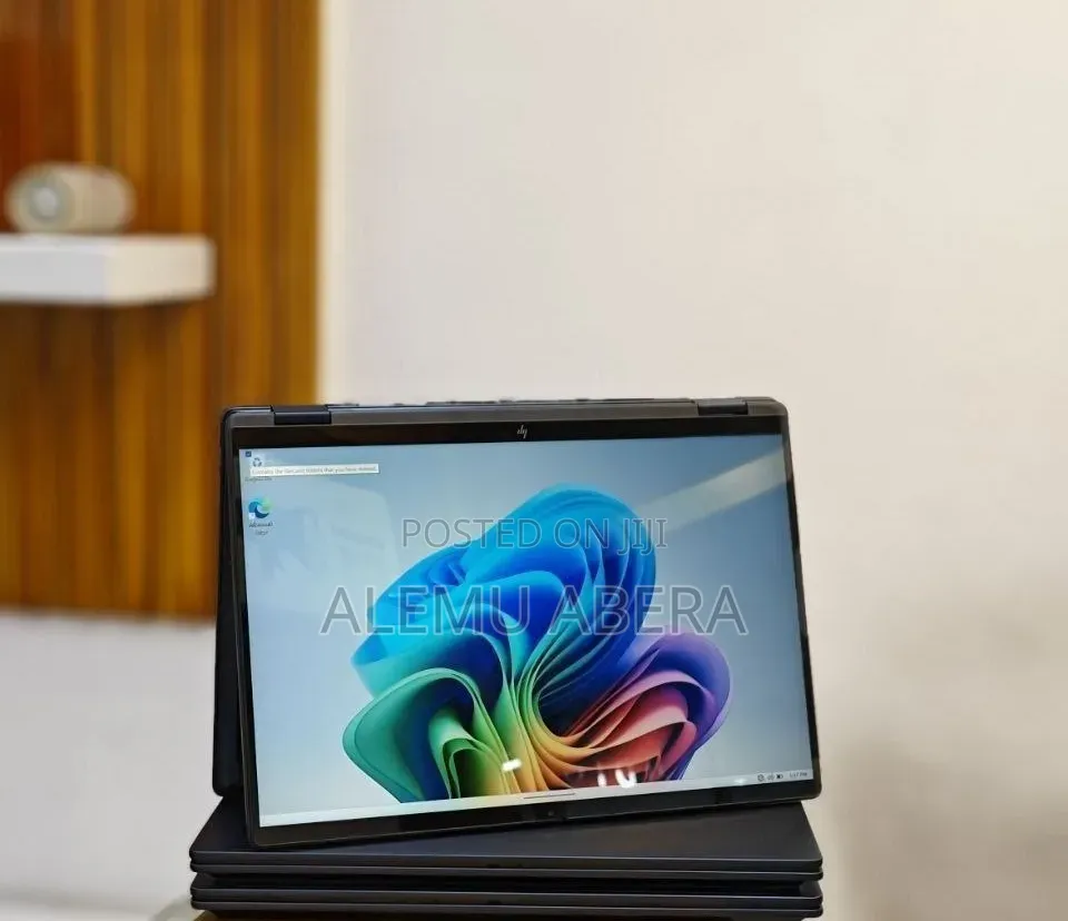 New Laptop HP OmniBook X Flip 14" 16GB Intel Core Ultra 7 SSD 1T
