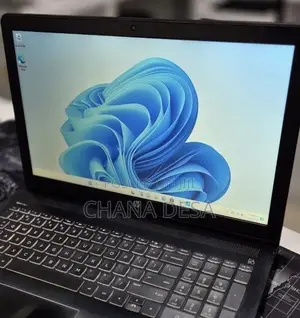 New Laptop HP Pavilion 15 8GB Intel Core i7 SSD 256GB