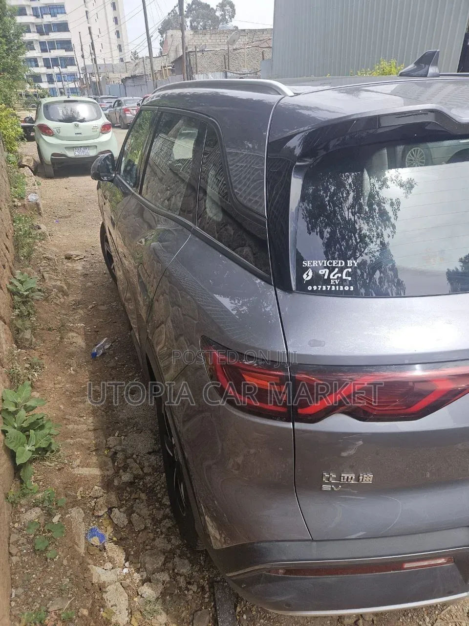 BYD E2 43 kWh 94 hp FWD 2024 Gray