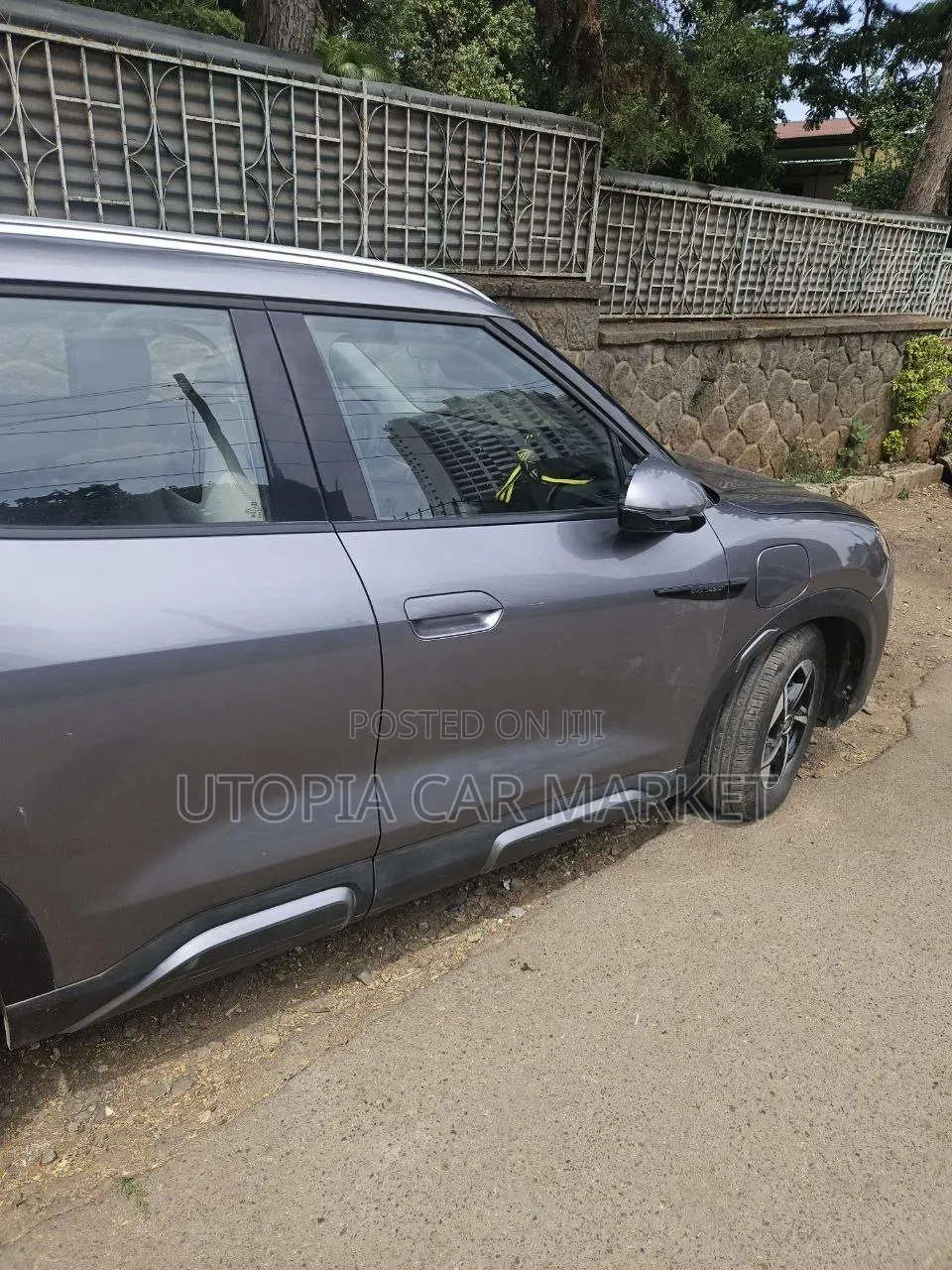 BYD E2 43 kWh 94 hp FWD 2024 Gray