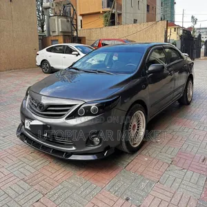 Toyota Corolla 2012 Gray