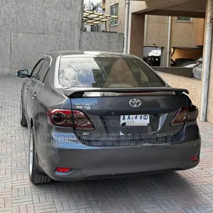 Toyota Corolla 2012 Gray