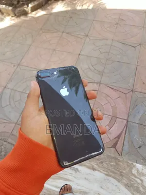 Apple iPhone 8 Plus 64 GB Black