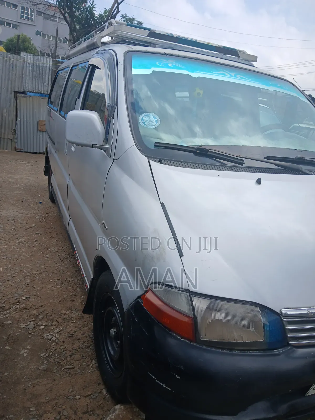 Toyota HiAce 2004 Silver