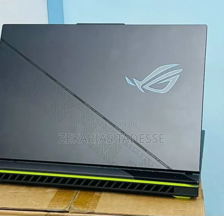 New Laptop Asus ROG Strix G15 16GB Intel Core i9 SSD 1T