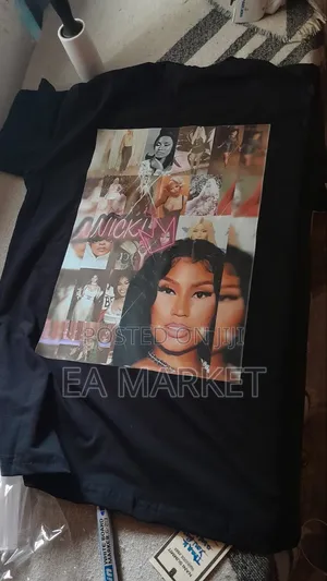 ፀሀይ Aura Tshirt