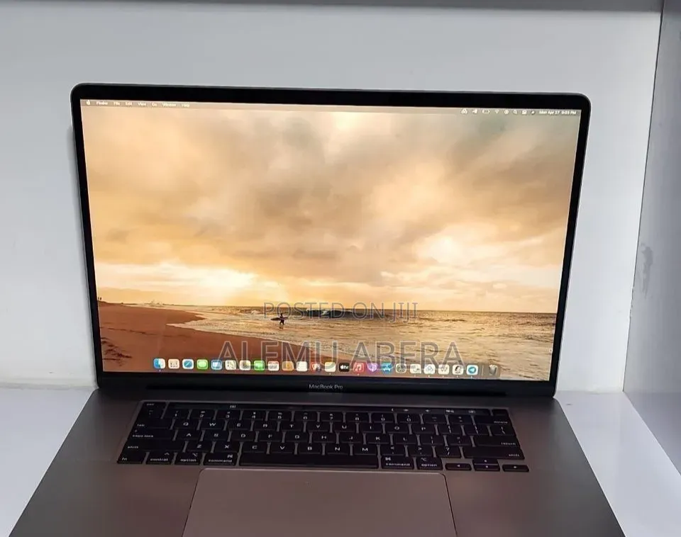New Laptop Apple MacBook Pro 2019 32GB Intel Core i9 SSD 1T