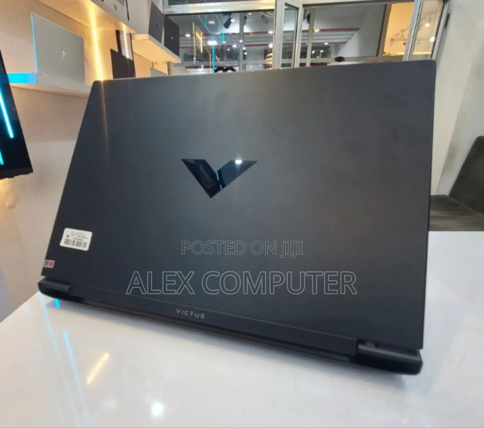 New Laptop HP Victus 16 16GB Intel Core i7 SSD 1T