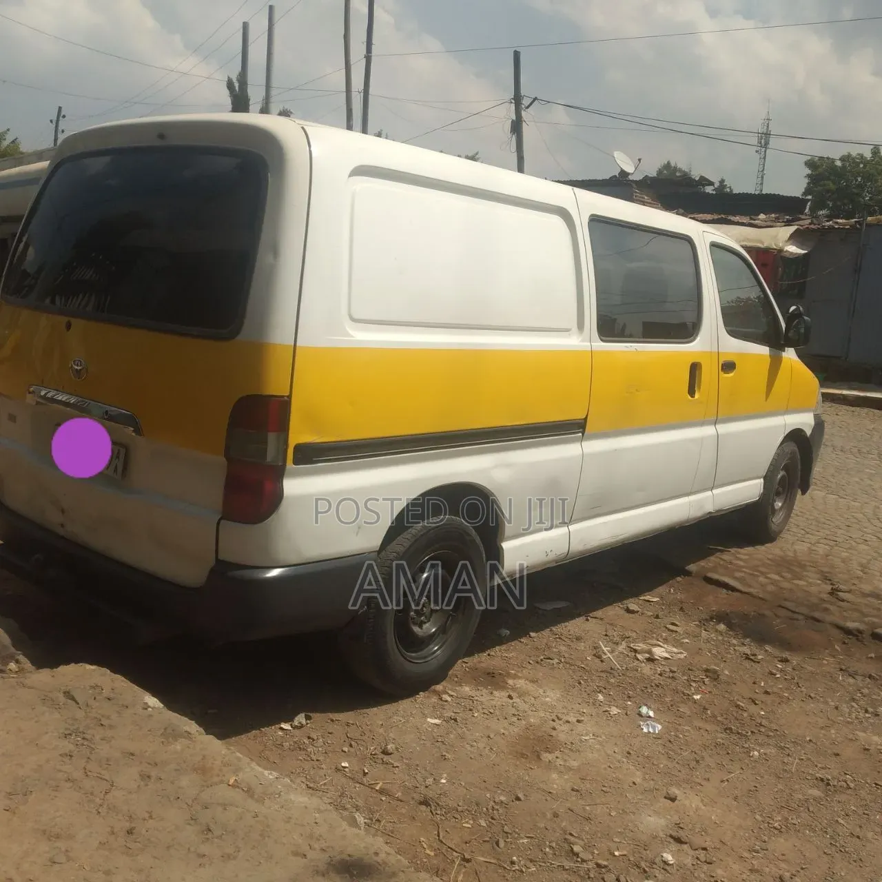 Toyota HiAce 2009 White
