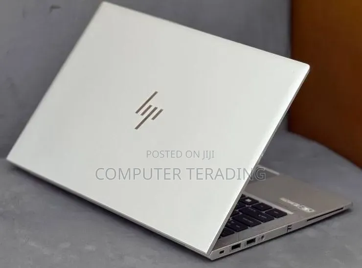 New Laptop HP EliteBook 830 G8 16GB Intel Core i7 SSD 512GB