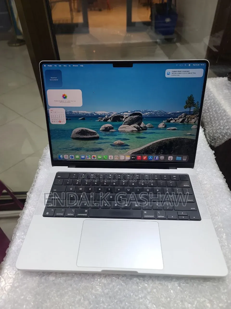 New Laptop Apple MacBook Pro 2021 M1 16GB Apple M1 SSD 512GB
