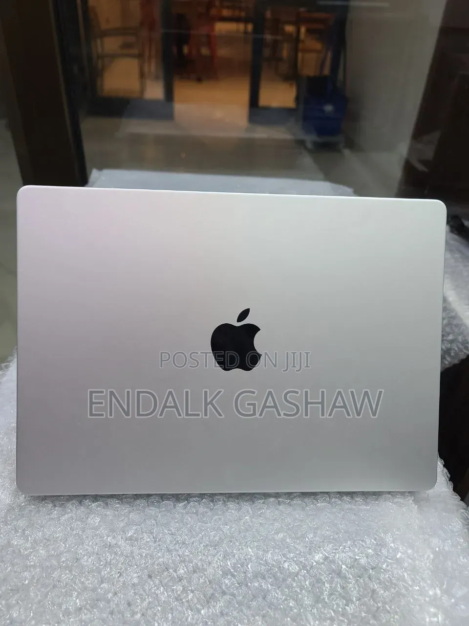 New Laptop Apple MacBook Pro 2021 M1 16GB Apple M1 SSD 512GB