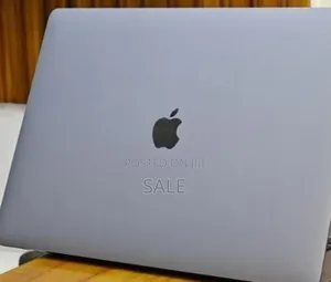 New Laptop Apple MacBook Pro 2018 32GB Intel Core i9 SSD 2T